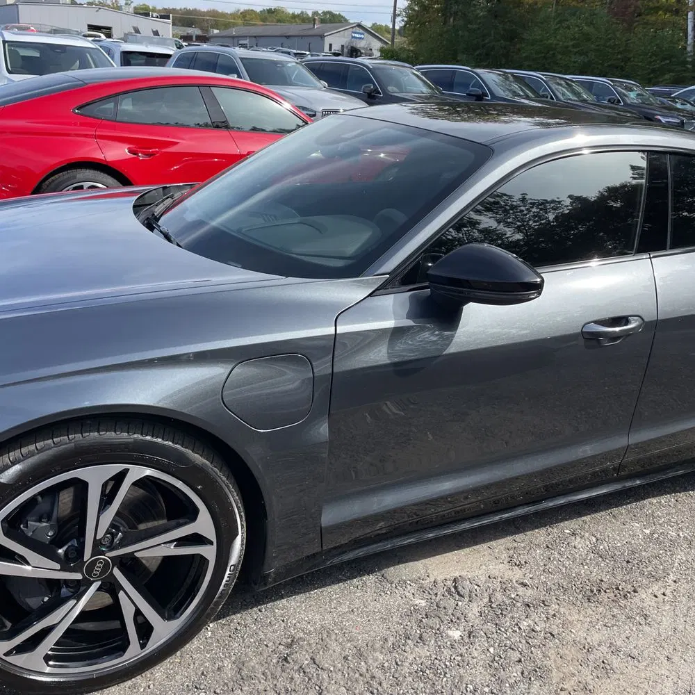 2023 Audi e-tron GT Premium Plus