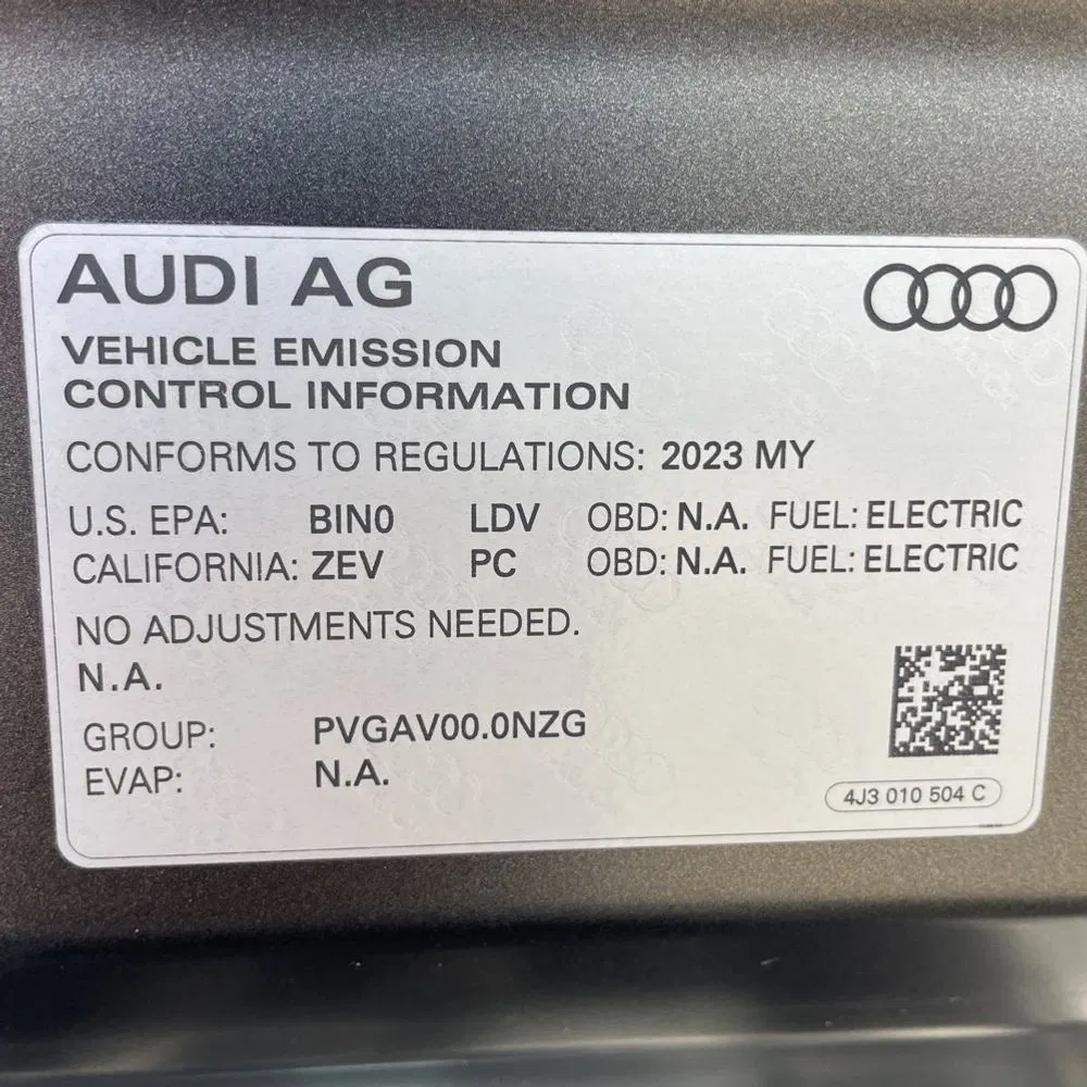 2023 Audi e-tron GT Premium Plus