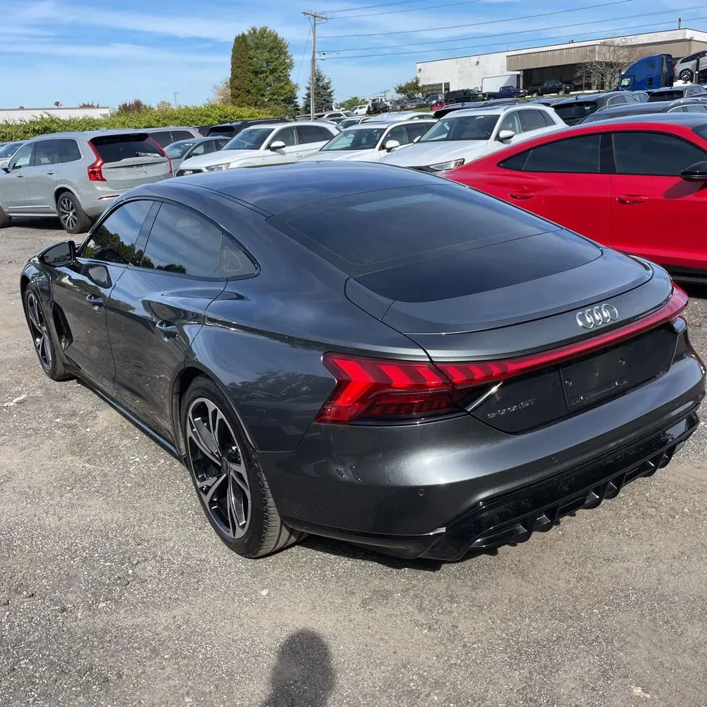 2023 Audi e-tron GT Premium Plus