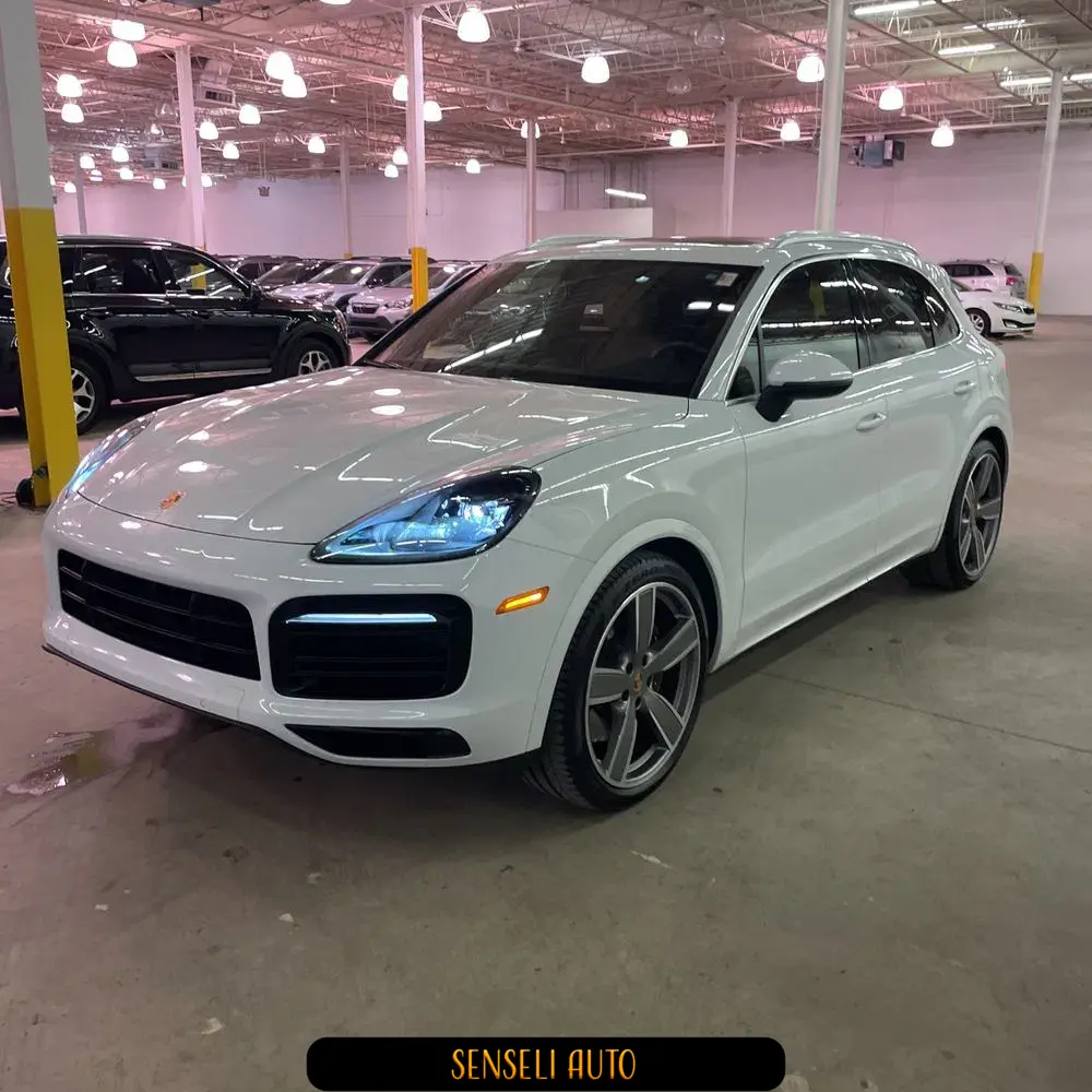 2023 Porsche Cayenne Platinum Edition