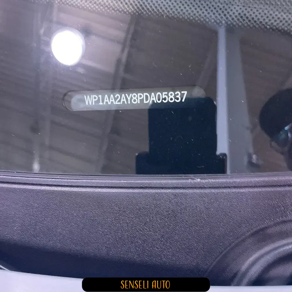 2023 Porsche Cayenne Platinum Edition