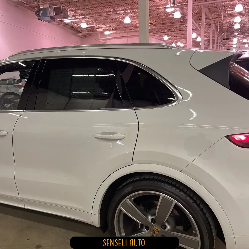2023 Porsche Cayenne Platinum Edition