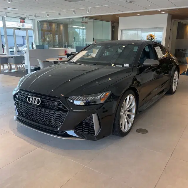 2025 Audi RS 7 Performance