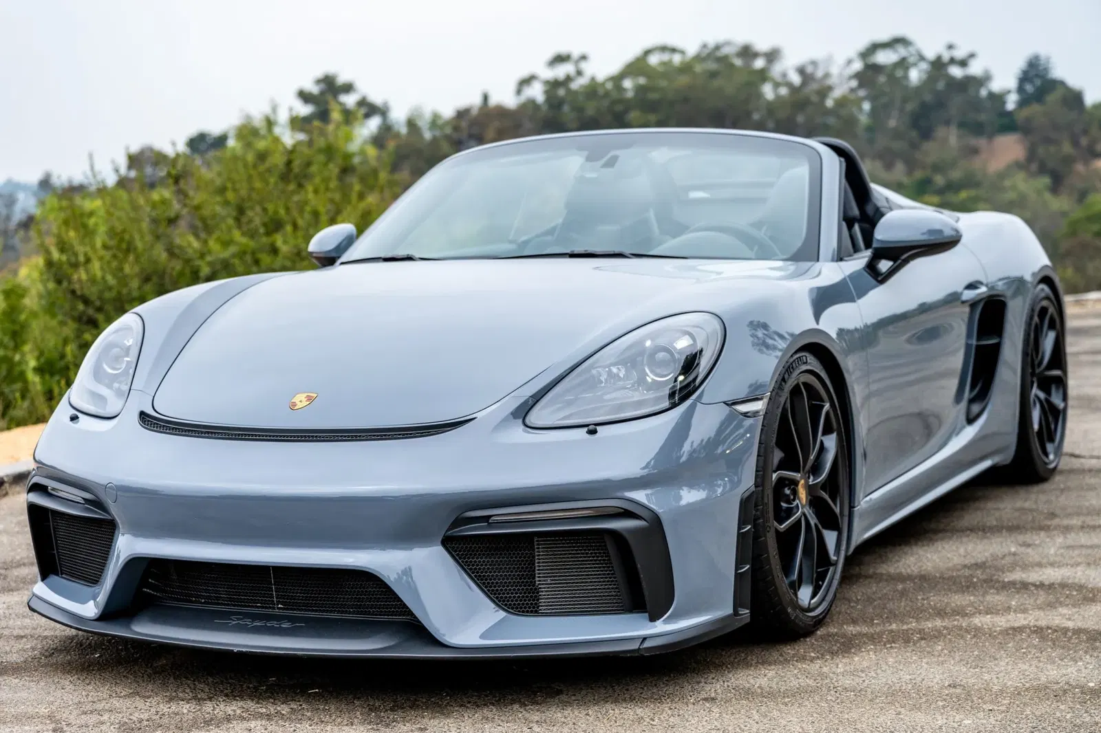 2023 Porsche 718 Spyder 6-Speed