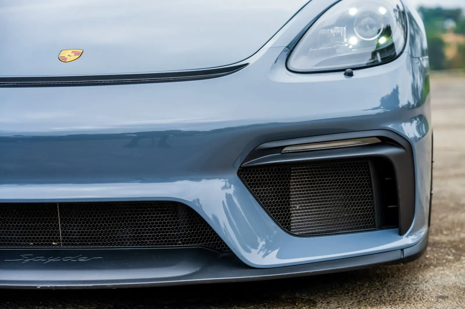2023 Porsche 718 Spyder 6-Speed