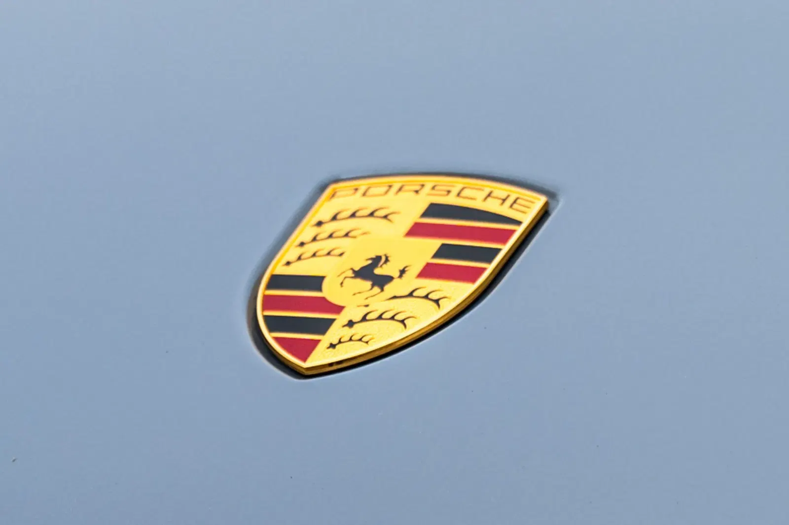 2023 Porsche 718 Spyder 6-Speed