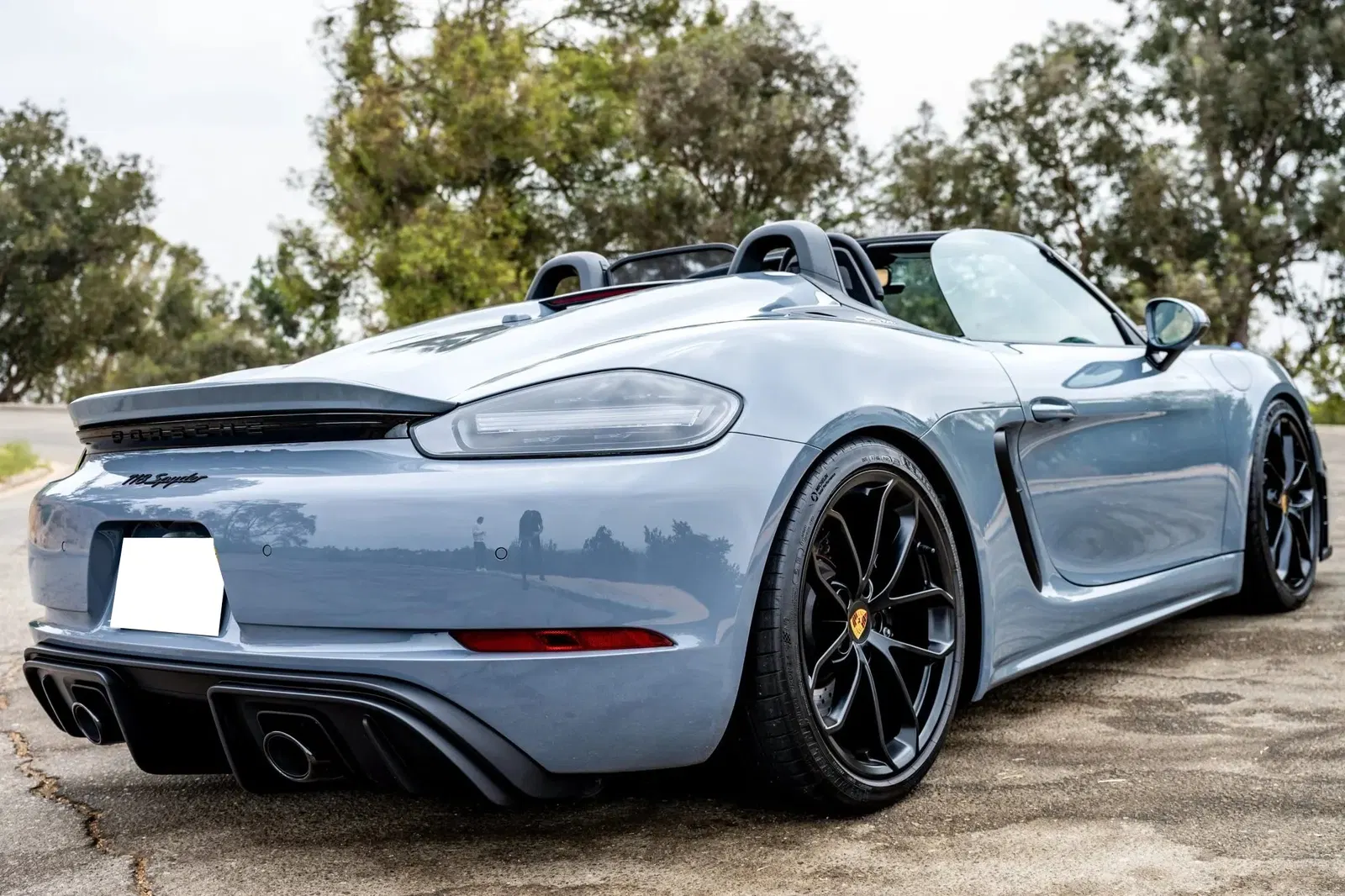 2023 Porsche 718 Spyder 6-Speed