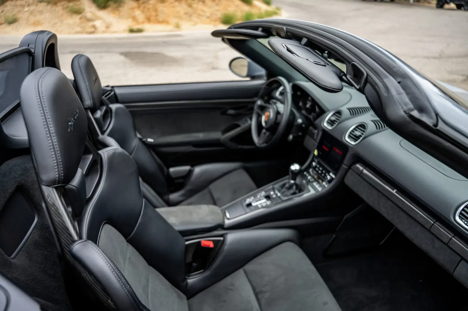 2023 Porsche 718 Spyder 6-Speed