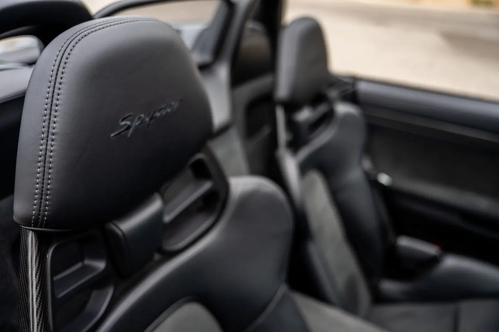 2023 Porsche 718 Spyder 6-Speed
