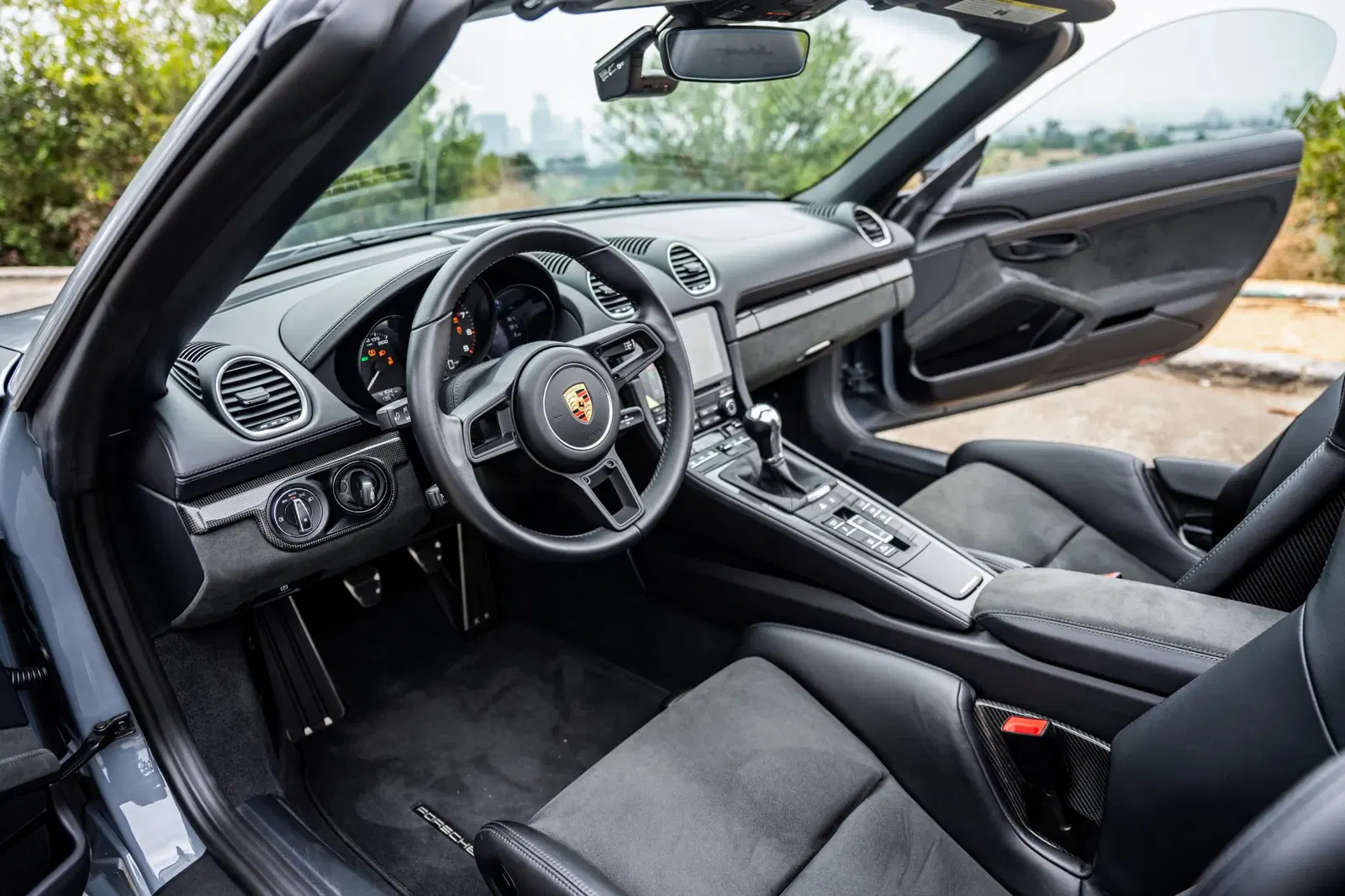 2023 Porsche 718 Spyder 6-Speed