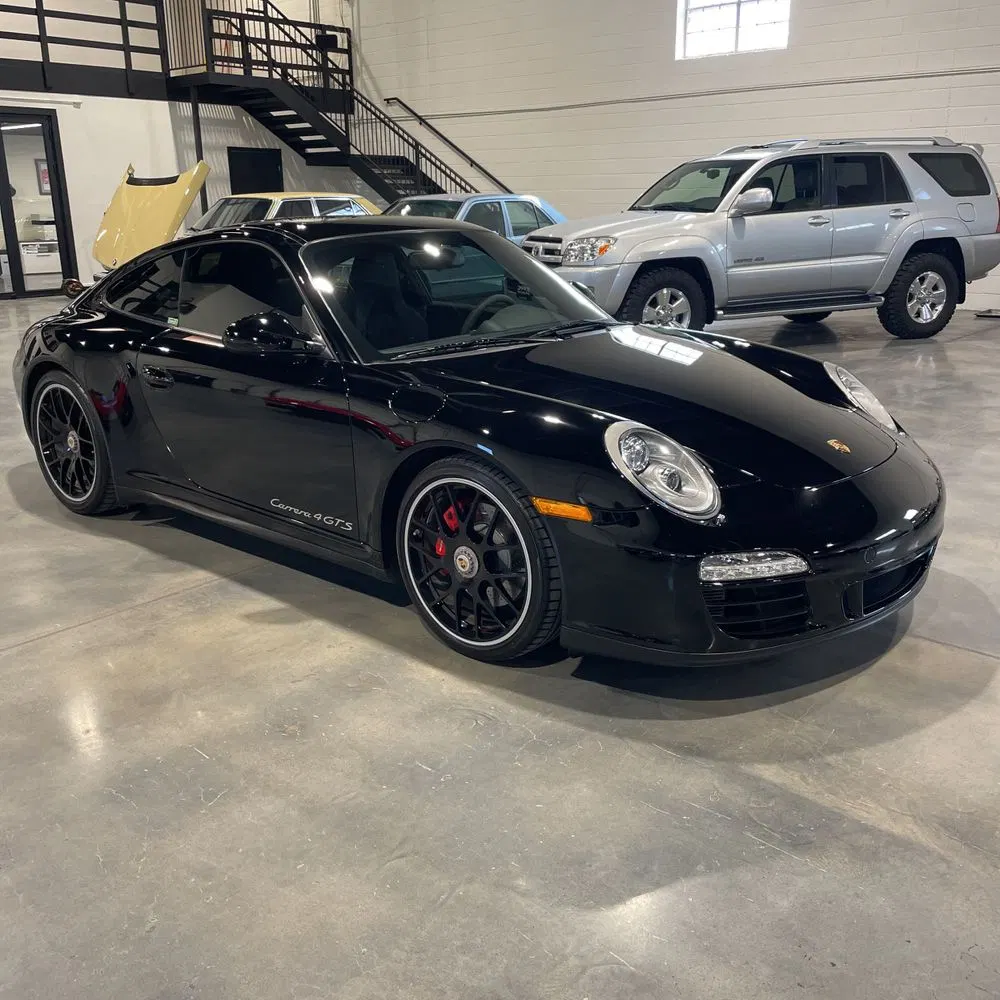 2012 Porsche 911 Carrera 4 GTS