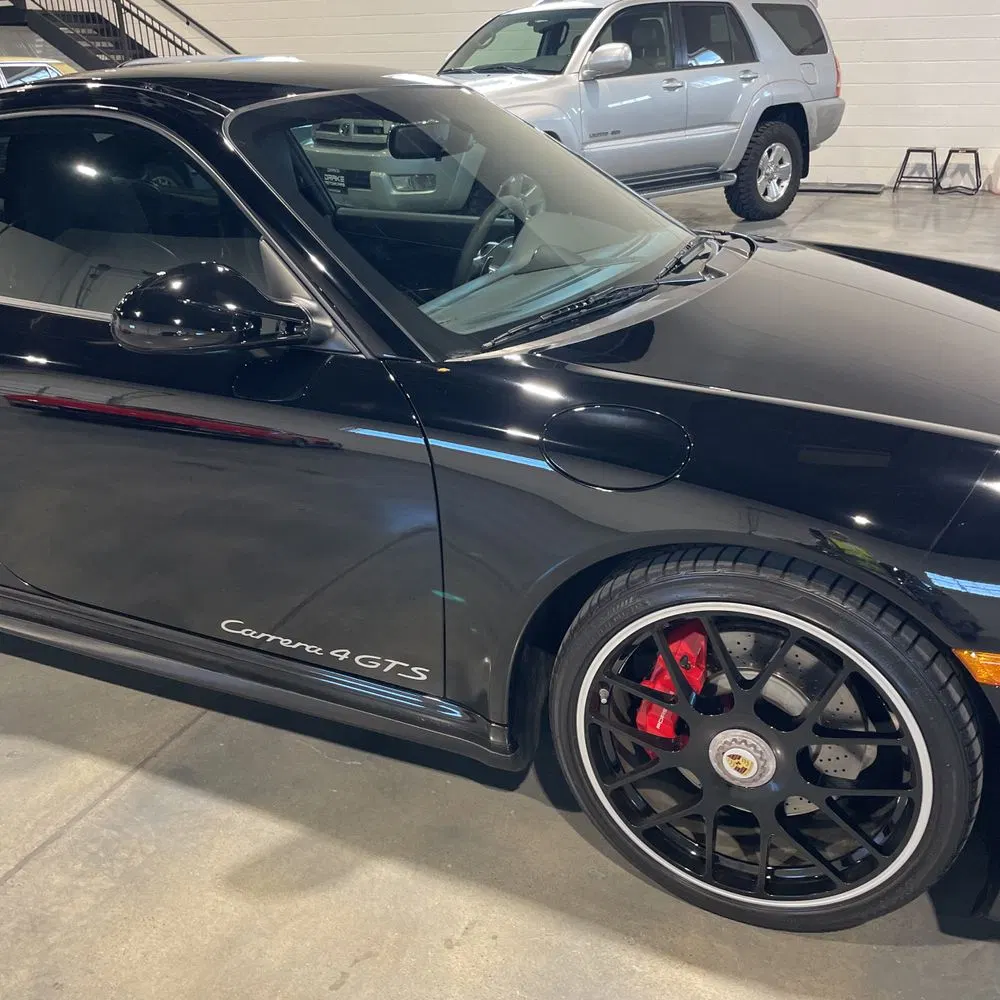 2012 Porsche 911 Carrera 4 GTS