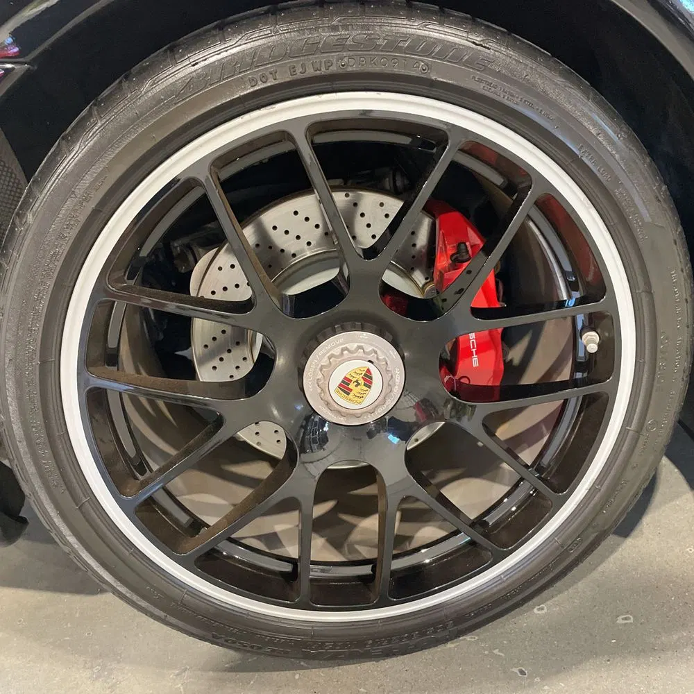 2012 Porsche 911 Carrera 4 GTS