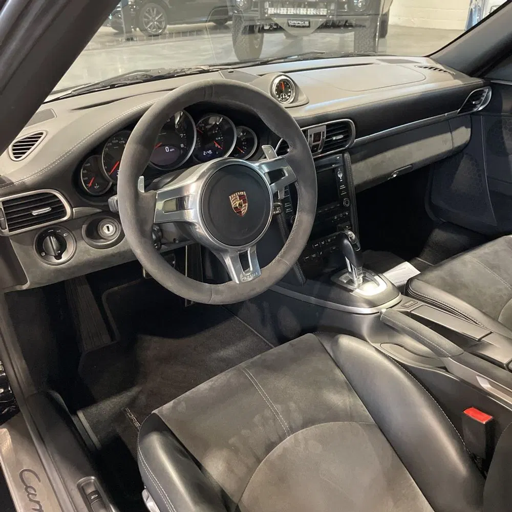 2012 Porsche 911 Carrera 4 GTS