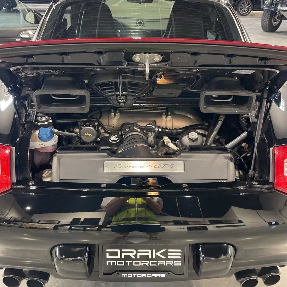 2012 Porsche 911 Carrera 4 GTS