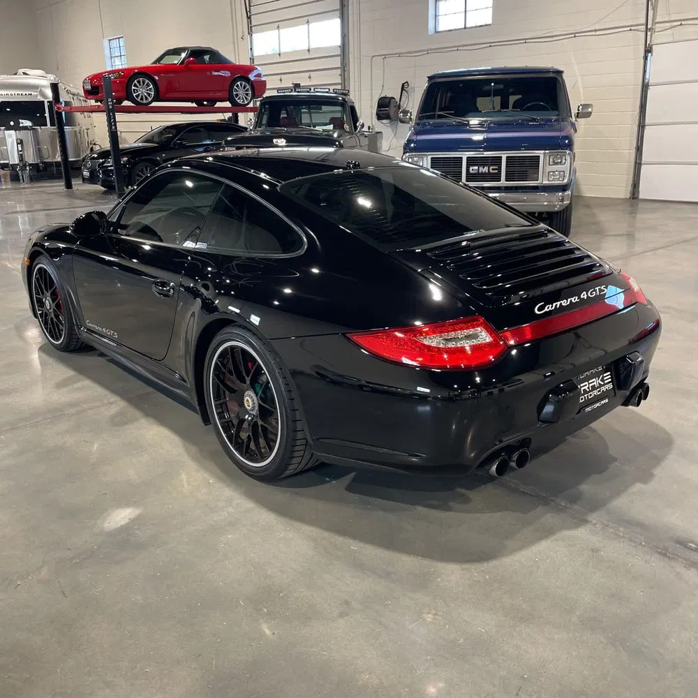 2012 Porsche 911 Carrera 4 GTS