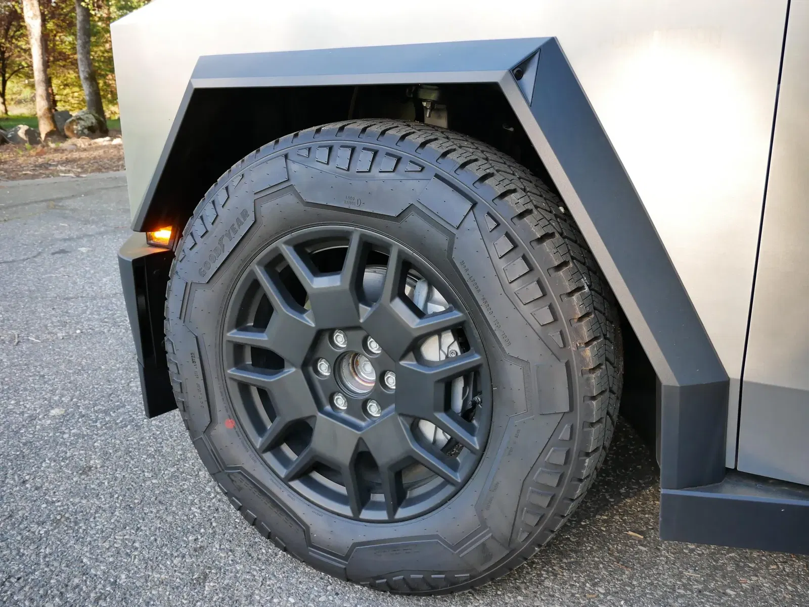 2024 Tesla Cybertruck AWD Foundation Series