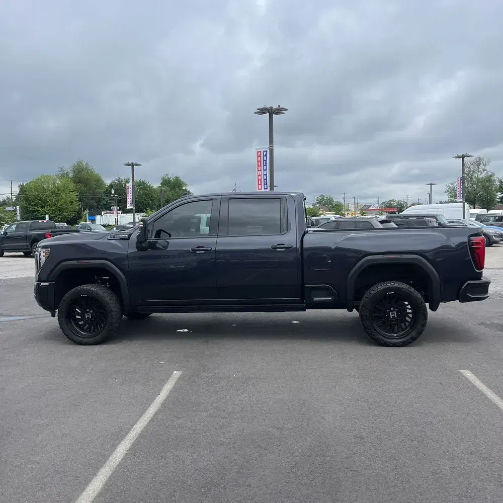 2024 GMC Sierra 3500HD Denali Ultimate