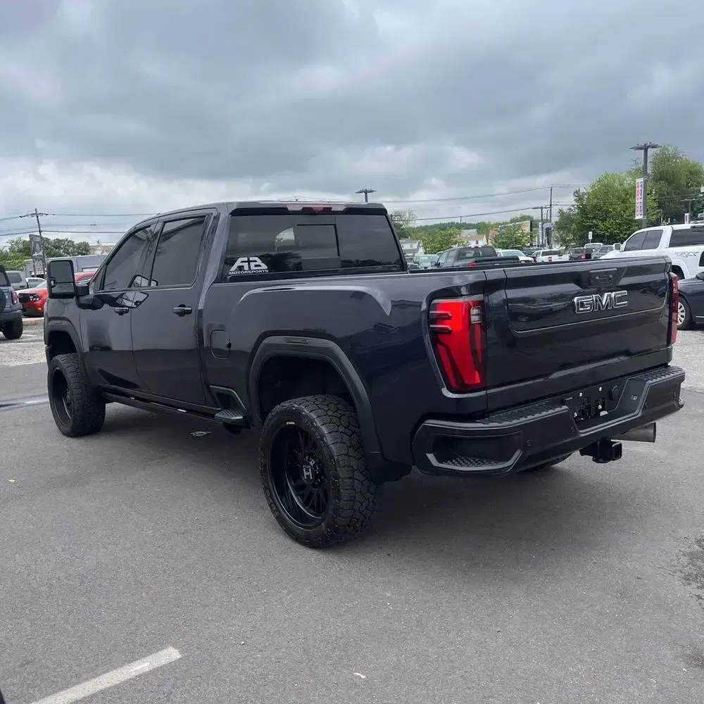 2024 GMC Sierra 3500HD Denali Ultimate