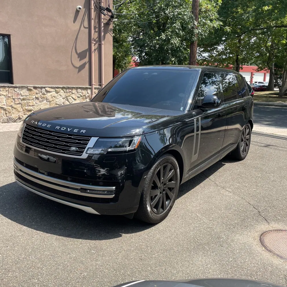 2024 Land Rover Range Rover SE P400