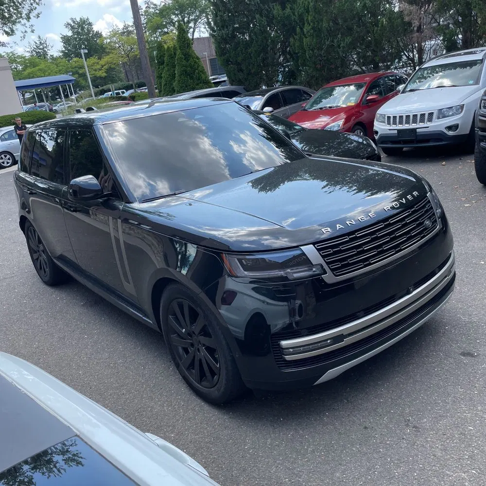 2024 Land Rover Range Rover SE P400
