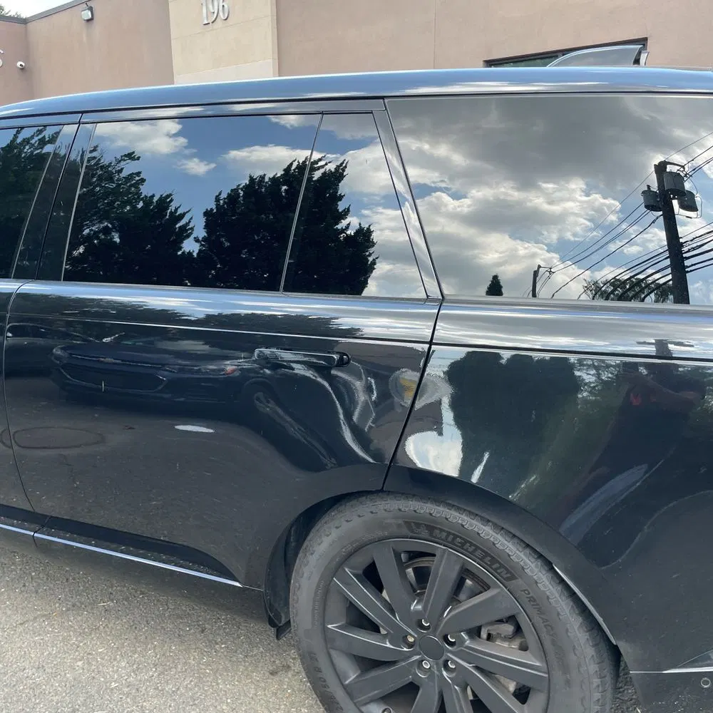 2024 Land Rover Range Rover SE P400