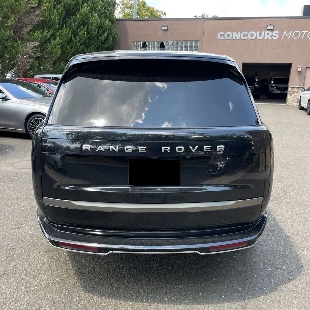 2024 Land Rover Range Rover SE P400