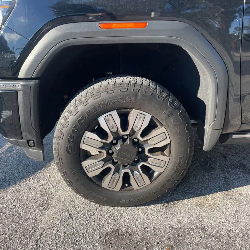 2024 GMC Sierra 2500 Denali