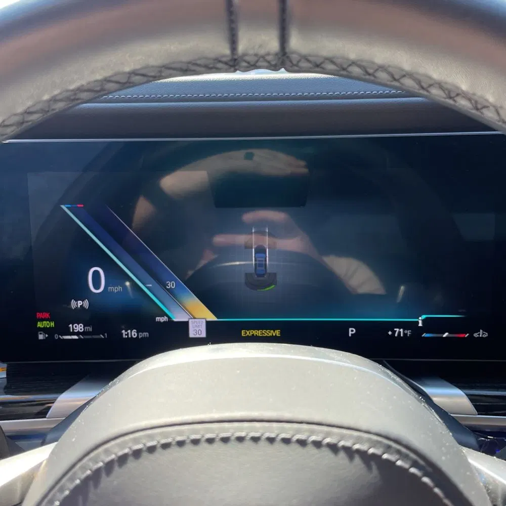 2023 BMW 7-Series 740i