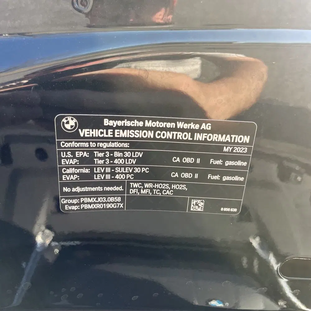 2023 BMW 7-Series 740i