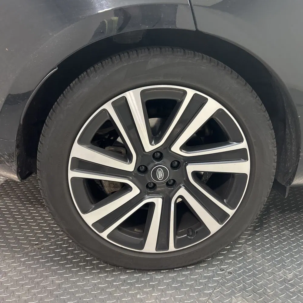 2023 Land Rover Range Rover P400 SE
