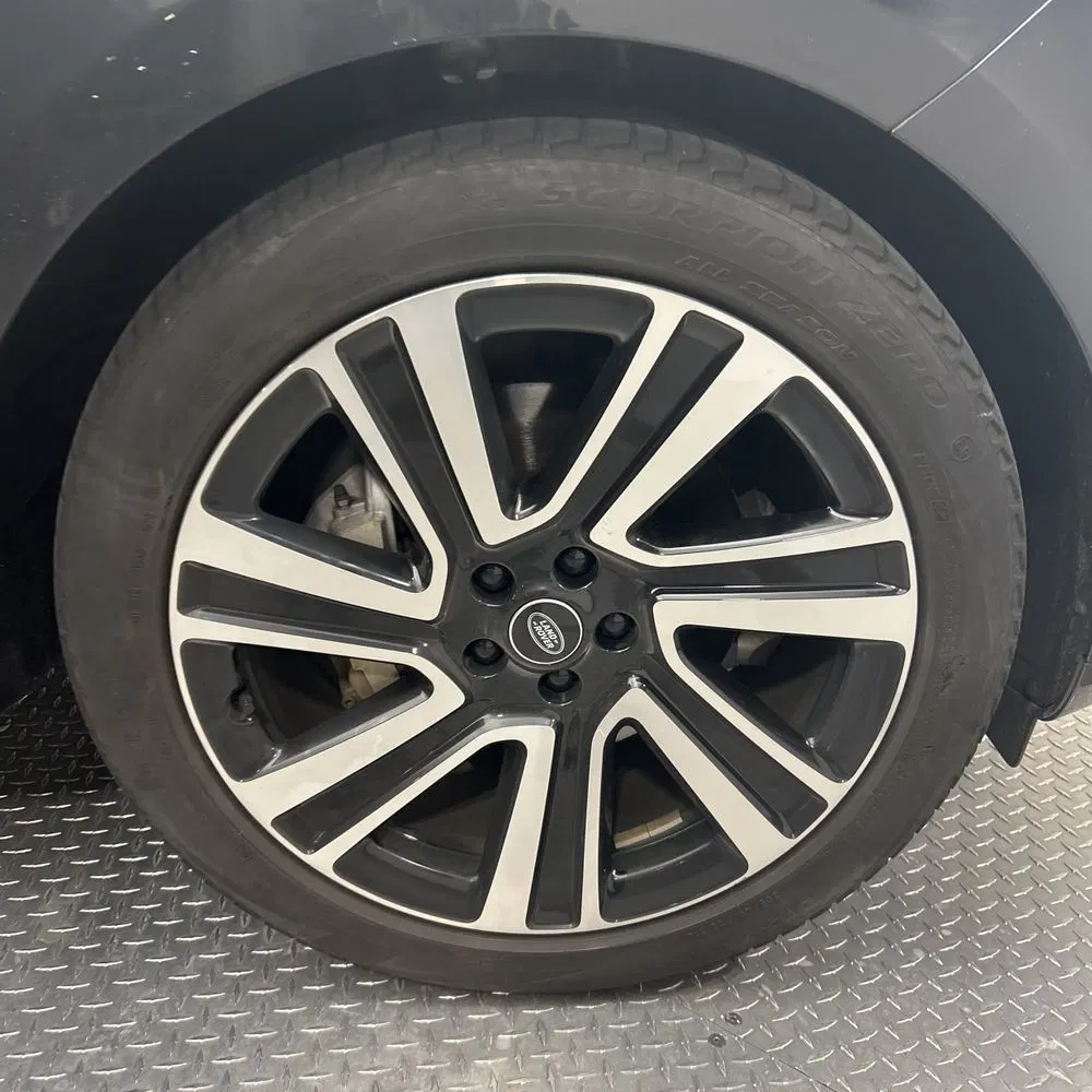 2023 Land Rover Range Rover P400 SE