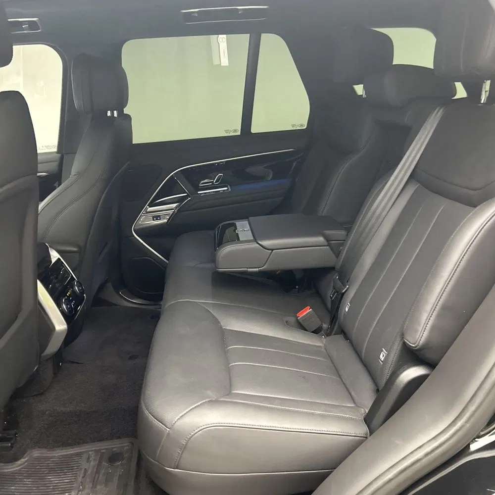2023 Land Rover Range Rover P400 SE