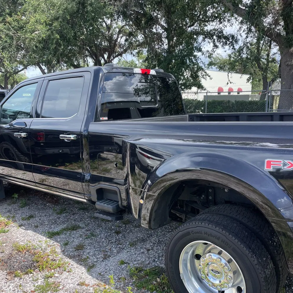 2023 Ford F-450 Super Duty Lariat