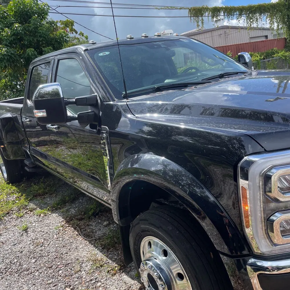 2023 Ford F-450 Super Duty Lariat