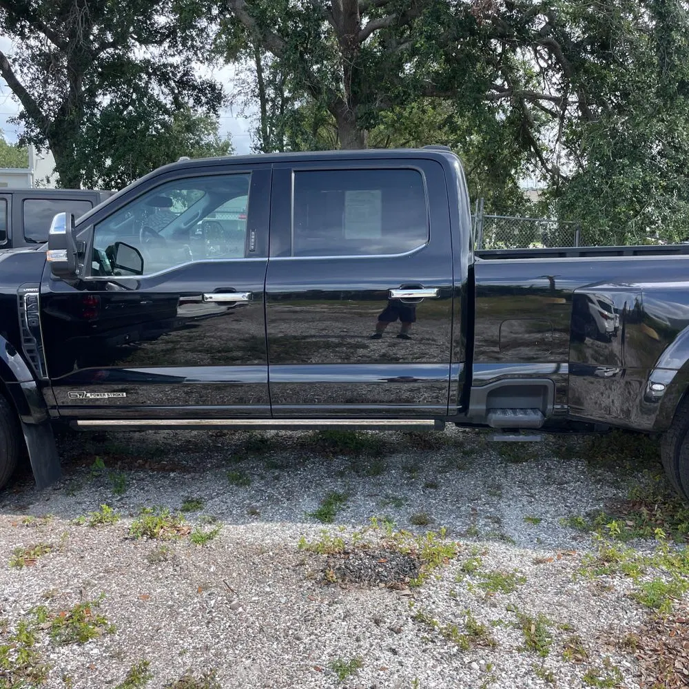 2023 Ford F-450 Super Duty Lariat