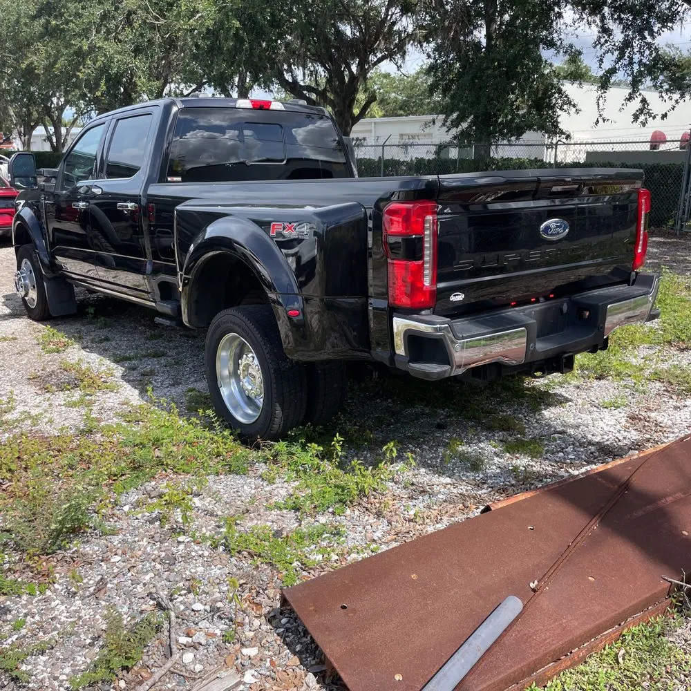 2023 Ford F-450 Super Duty Lariat