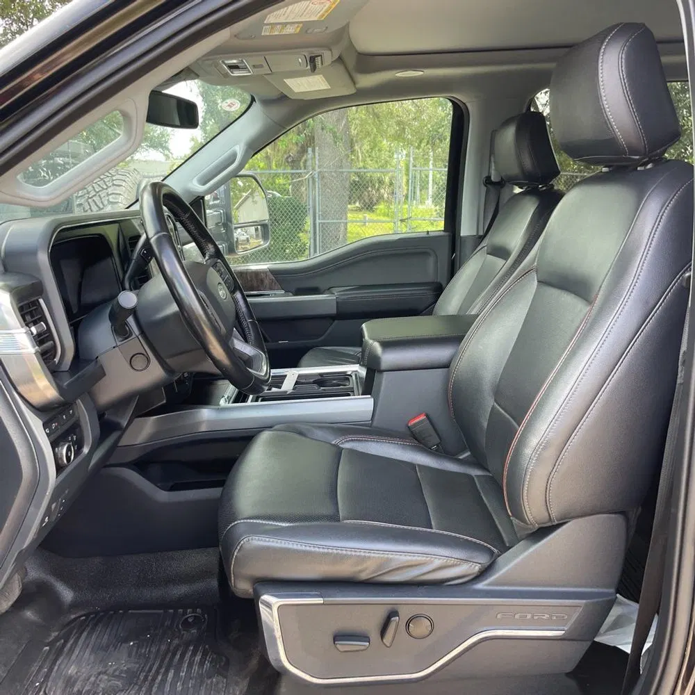 2023 Ford F-450 Super Duty Lariat