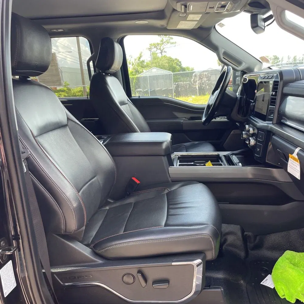 2023 Ford F-450 Super Duty Lariat