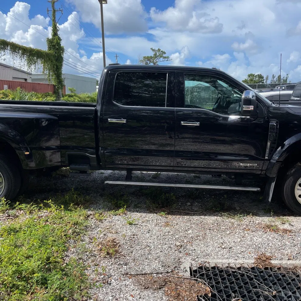 2023 Ford F-450 Super Duty Lariat