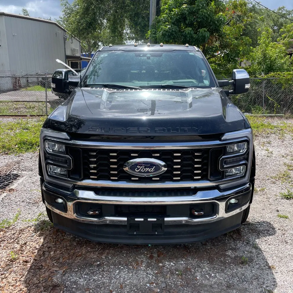 2023 Ford F-450 Super Duty Lariat