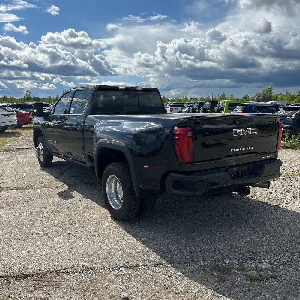 2024 GMC Sierra 3500 Denali Ultimate