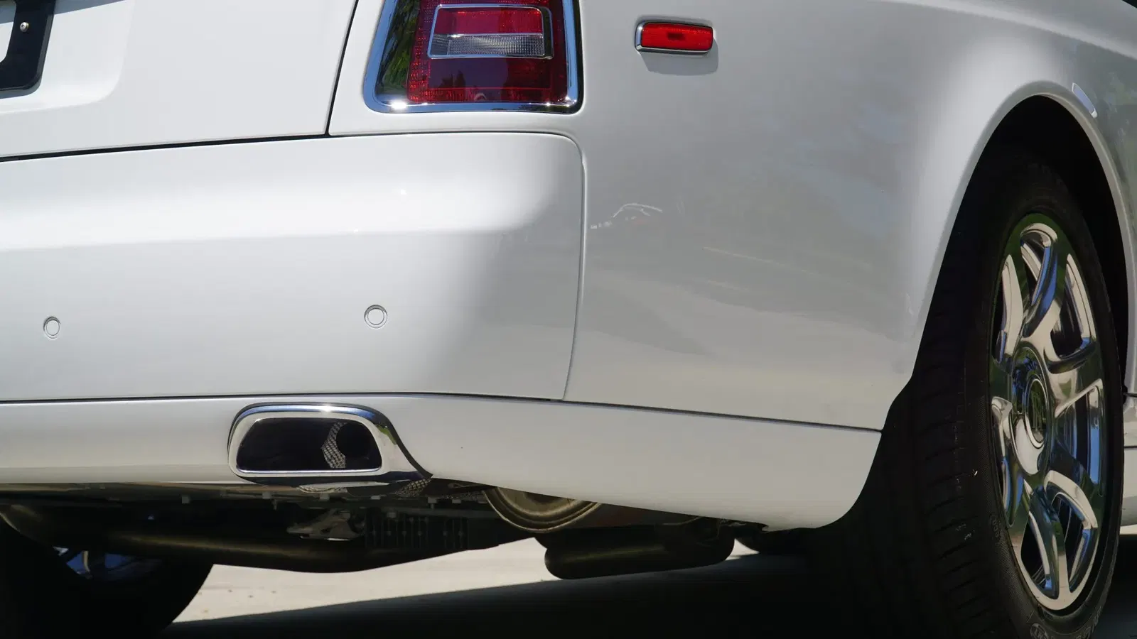 1,600-Mile 2015 Rolls-Royce Phantom Drophead Coupe