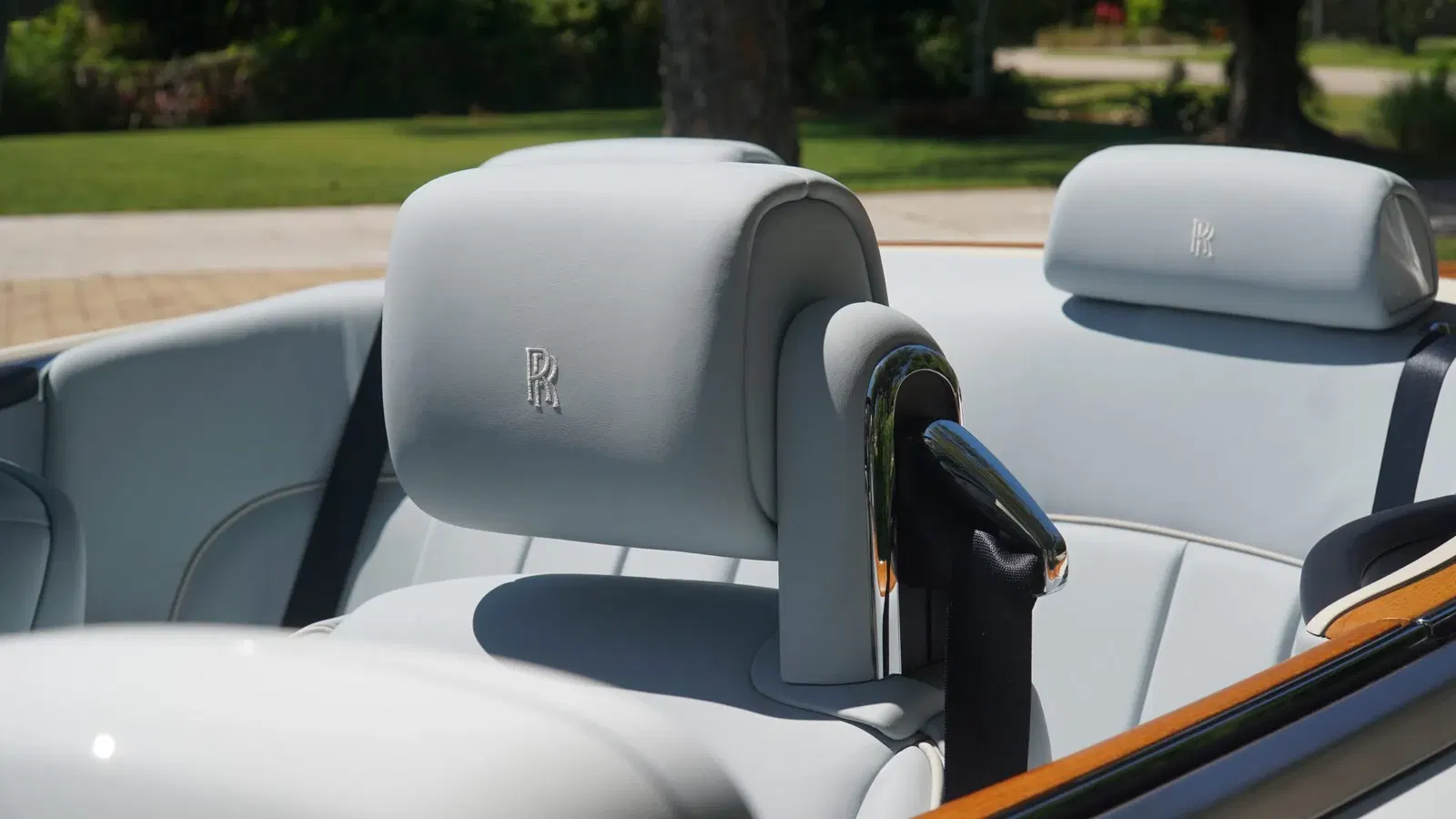 1,600-Mile 2015 Rolls-Royce Phantom Drophead Coupe