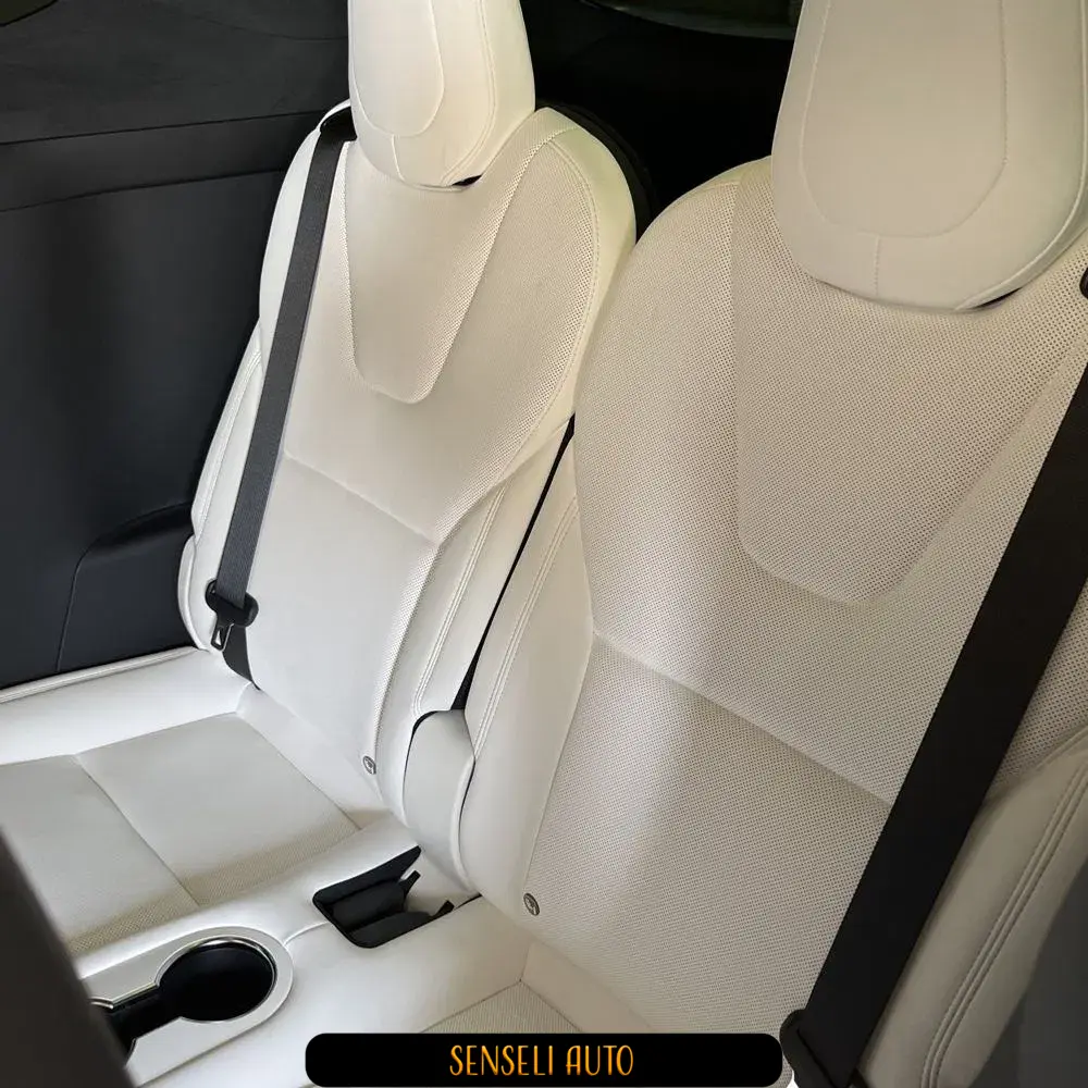 2024 Tesla Model X Plaid