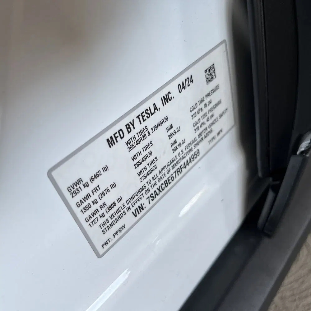 2024 Tesla Model X Plaid