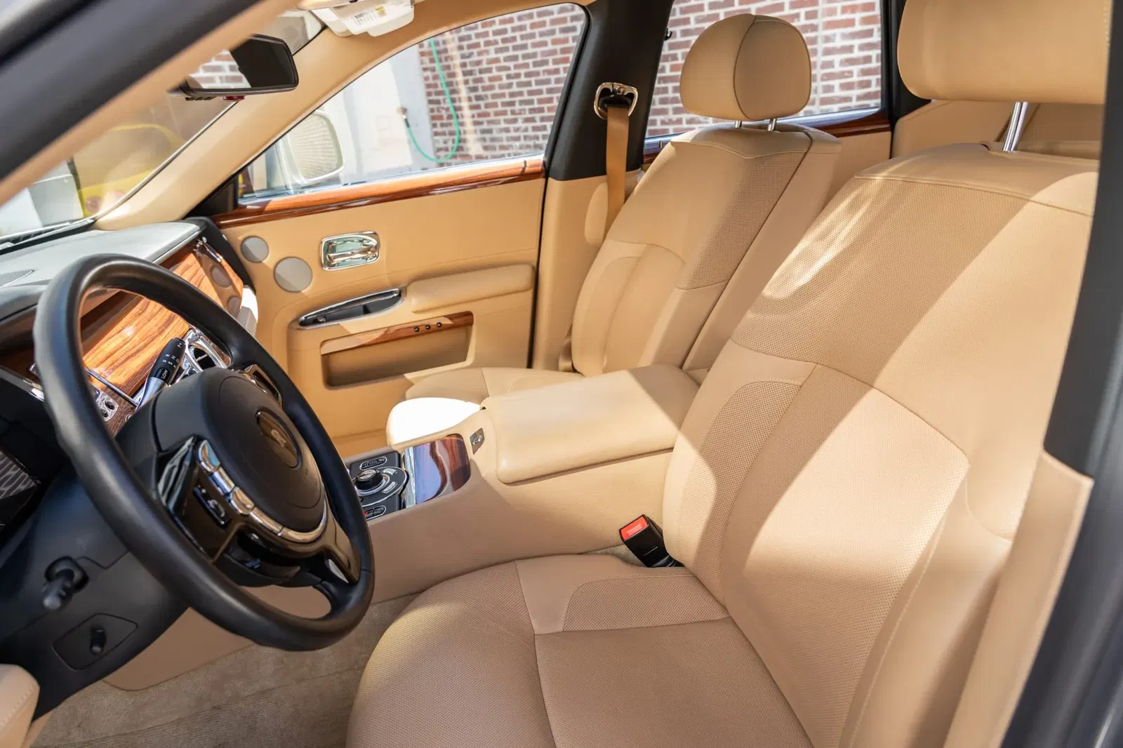 8k-Mile 2010 Rolls-Royce Ghost