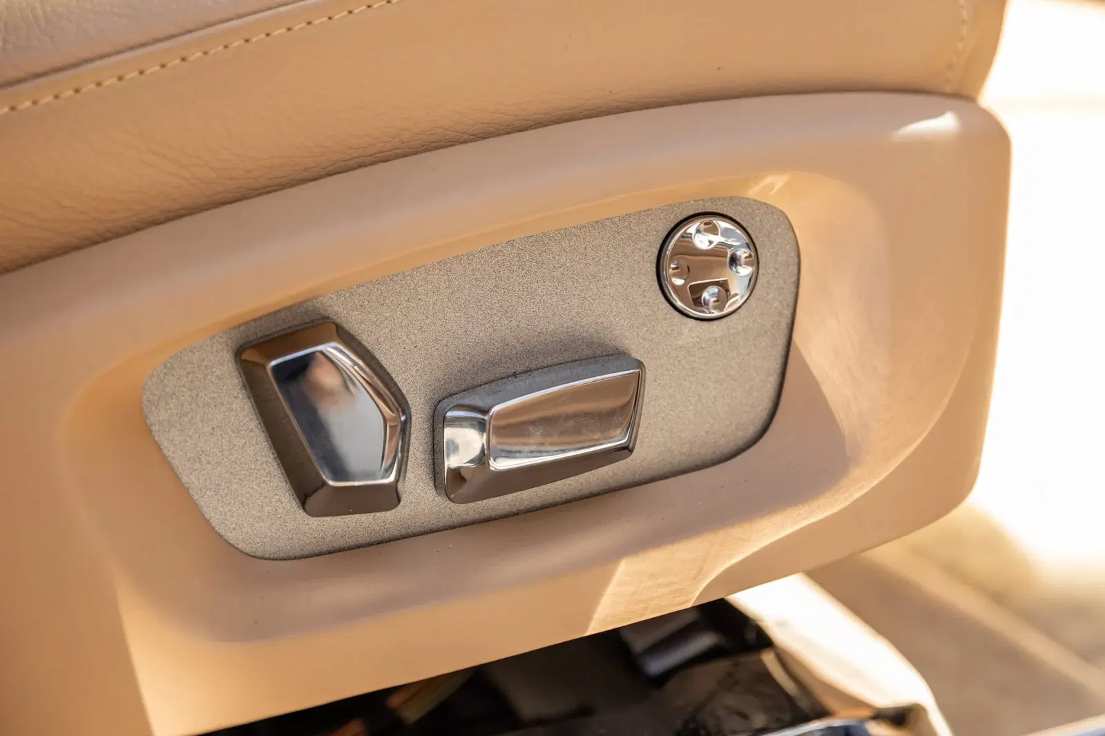 8k-Mile 2010 Rolls-Royce Ghost