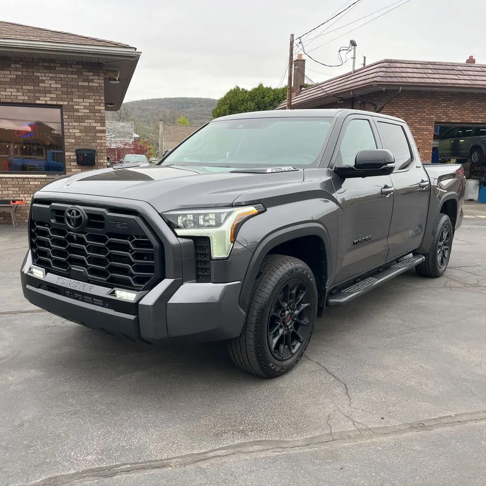 2024 Toyota Tundra Limited HV