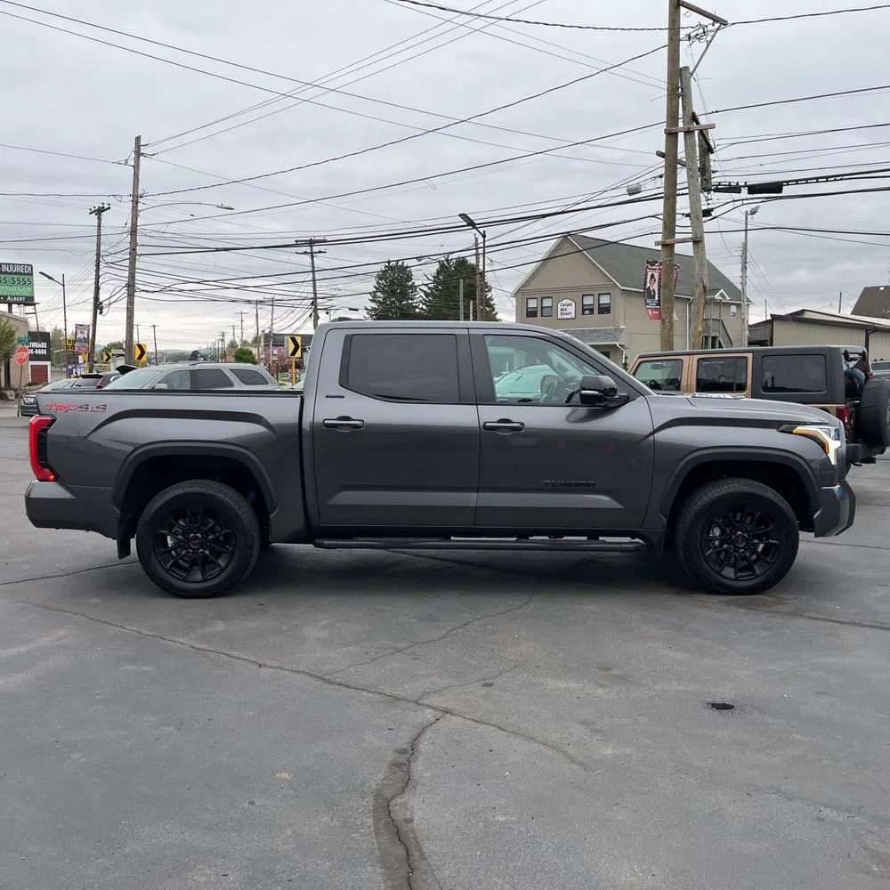 2024 Toyota Tundra Limited HV